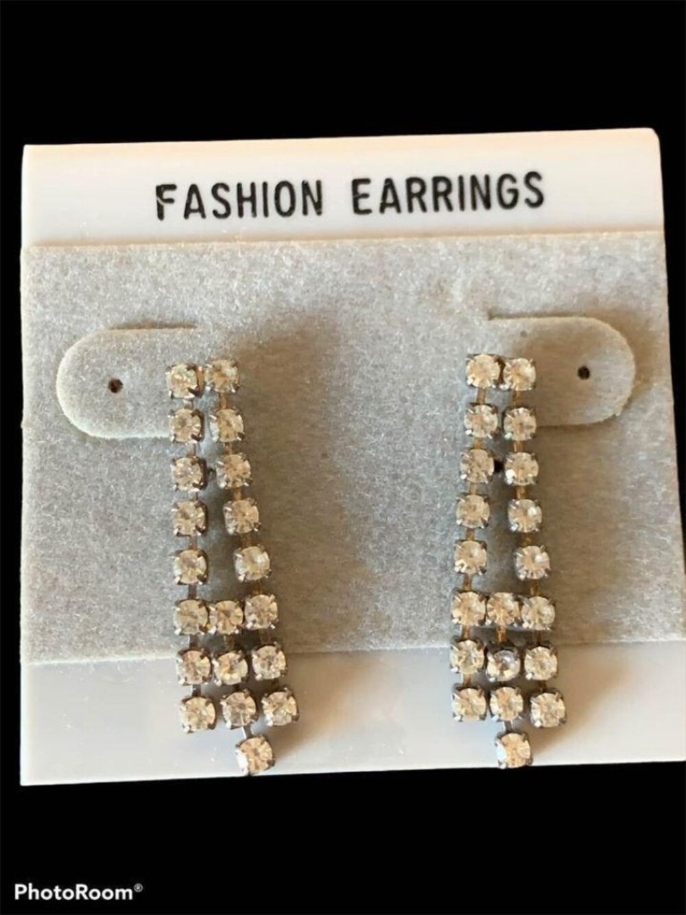 Dangling Gemstone Fashion Earrings